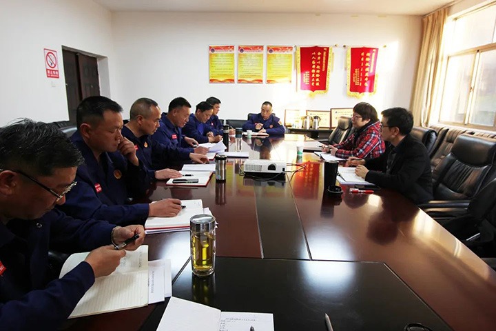 云煤（008PG国际）集团指导组到国家矿山应急救援东源队指导年度民主生活会