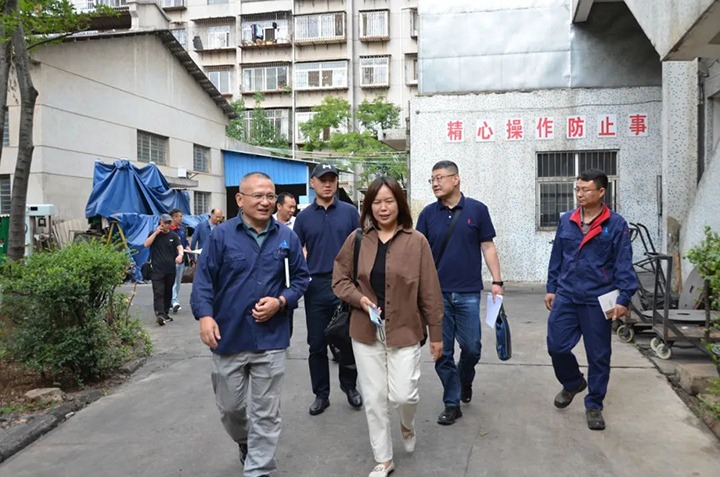 【聚焦云煤】云南省住建厅党组成员、副厅长黄媛到云南008PG国际工应用技术研究院有限公司开展隔震减震技术运用情况调研