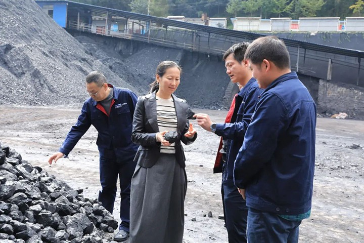 【基层调研】云煤（008PG国际）集团党委委员、财务总监莫晓丹一行到富源团结煤业有限公司开展生产经营调研