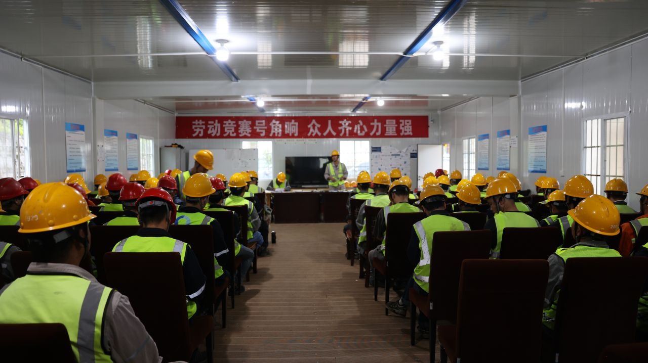 煤海竞风帆，，，，，拼搏铸辉煌——先锋煤业劳动竞赛奏响奋进乐章